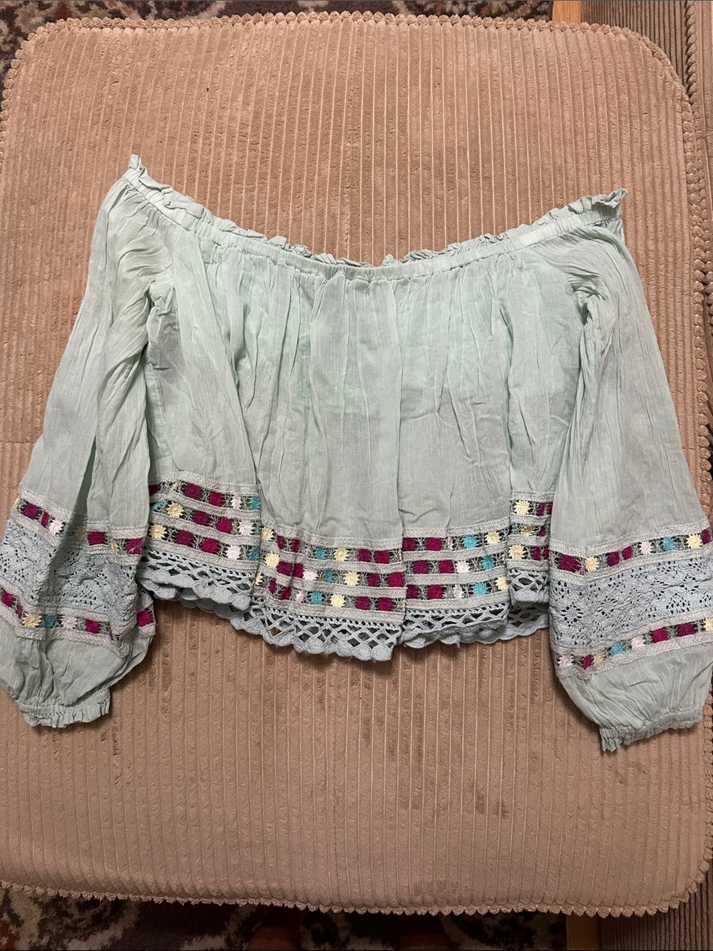 Free People Wander The Unknown Mint Green Off-Shoulder Embroidered Top size Med - Picture 6 of 7